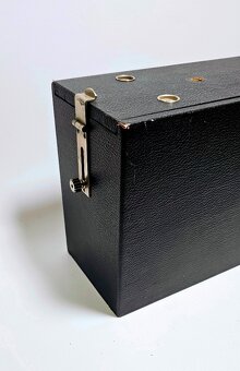 Ihagee bakelitový diaprojektor - 2