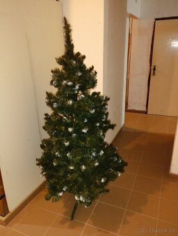 Predám Vianočný Stromček 180 cm - 2
