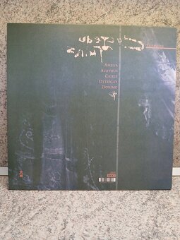 Cocteau Twins - Treasure - 2