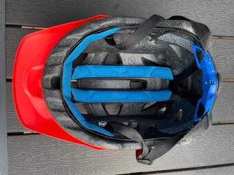 CYKLO PRILBA  MET - 2