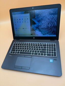 Notebook HP ZBook i5-6200U / 8GB RAM / SSD + HDD - 2