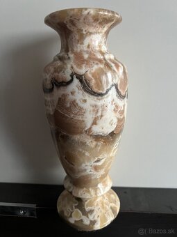 Kamenna vaza z kamena - 2