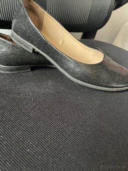 Damske čierne balerínky - 2