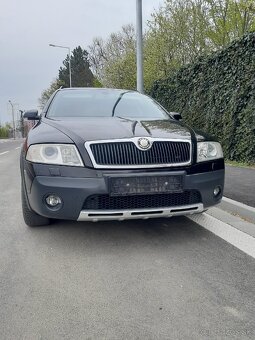 Škoda Octavia Combi 4x4 Scout - 2