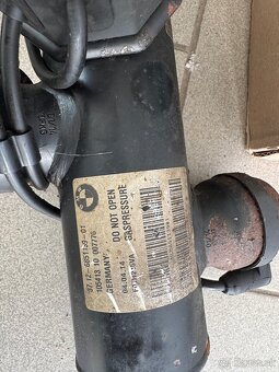 Adaptivne tlmice BMW F07 GT - 2