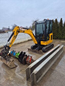 JCB 19 C1 - 2