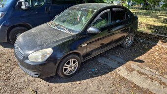 hyundai accent - 2
