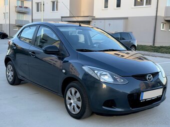 Mazda 2 1,3 benzín 79 000km / NOVÁ STK a EK - 2