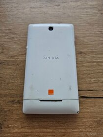 Sony Xperia E - Nedá sa zapnúť - 2