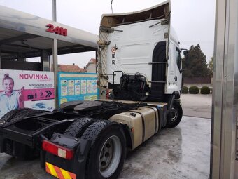 Kamión Renault premium - 2
