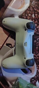 Ps4 ovládač - 2