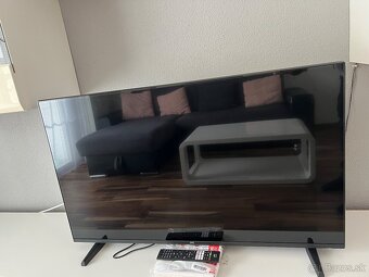 Televízor led JVC uhlopr.108cm,pol ročný,5 rokov záruka - 2