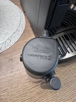 Delonghi Magnifica Evo - 2