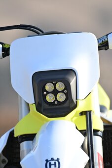 Husqvarna svetlo - 2