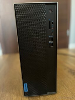 Počítač Lenovo - 2