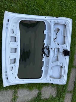 PREDAM KUFOR OCTAVIA 3 RS - 2