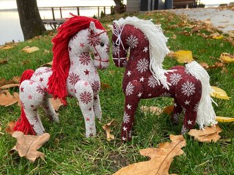 ručne vyrobený kôň - 2