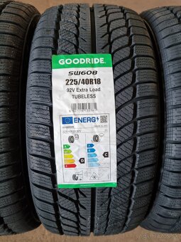 Zimne 225/40R18 - 2