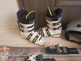 lyže a lyžiarky - 2