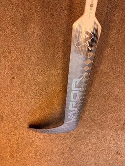 BRANKÁŘSKÁ HOKEJKA BAUER HYPERLITE   vel. 25" - 2