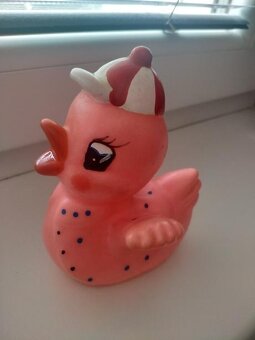 Retro gumená pískacia hračka - kačička - 2