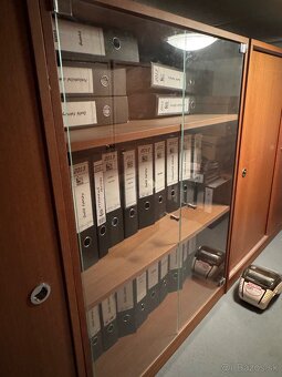 Skrine v 100 stave ako nove - 2