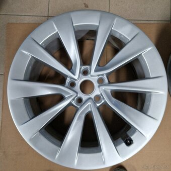 Alu kola tesla model 3 - 2
