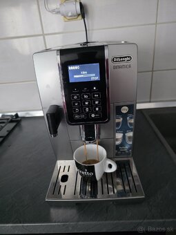 Kavovar Delonghi - 2