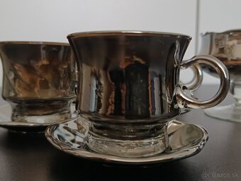 Cajovy servis, dymove sklo - 2