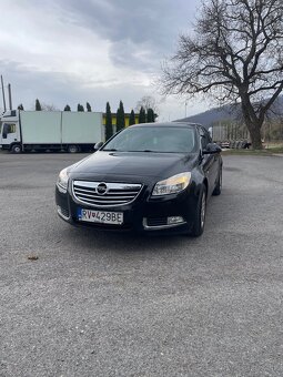 Opel isgnia - 2