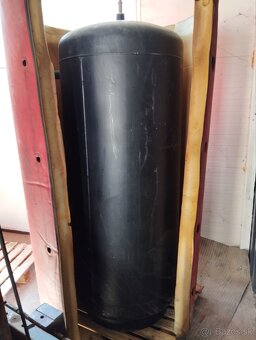 Akumulačná nádrž 1000 l Attack - 2