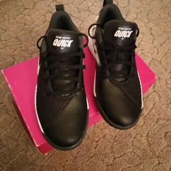 Botasky NIKE čierne, veľ 38,5 - 2