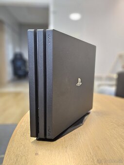 Playstation 4 Pro 1TB - 2