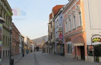 Prenájom obchodné priestory 217m2 s výkladom, Nitra - pešia - 2