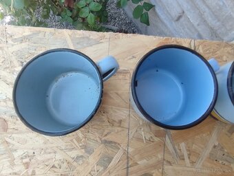 Smaltovane hrnčeky spolu 10€ - 2