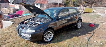 Predám alfa romeo 1.9jtd 85kw+chip na 110kw - 2