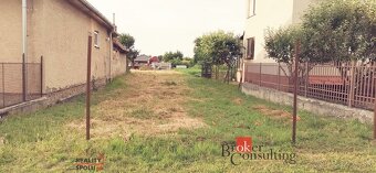 Na predaj pozemok, Hrušovany - 2