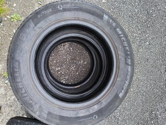 Letné pneu 4ks Michelin Primacy4 205/60 R16 - 2