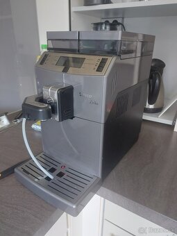 Kavovar SAECO Lirika - 2