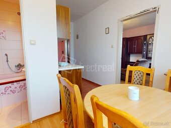 Priestranný 3,5 izbový byt v obľúbenej lokalite - 2