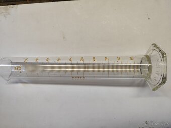 Odmerny valec , 0,5l - 2