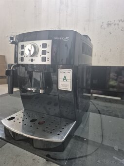 Predám kávovr Delonghi - 2