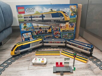 LEGO City Osobný Vlak ( 60197 ) v super stave - 2