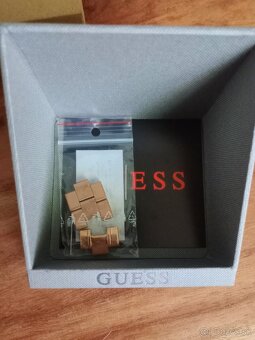 Guess hodinky - 2
