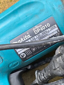 Vrtačka a baterková Utahovačka Makita - 2