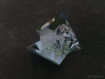 Predám sošku pes pred zrkadlom - 2