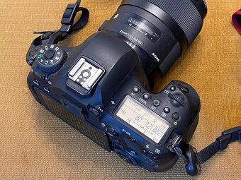 Canon 6d mkII - 2