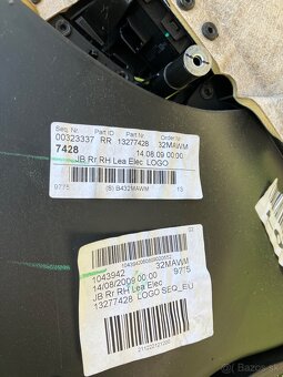 Opel Insignia dvere p/zadne, p/predne+sklo, roleta kufor - 2