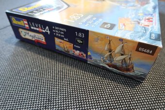 Revell 1/83 Mayflower+Revell Spad XIII 1/28 - 2