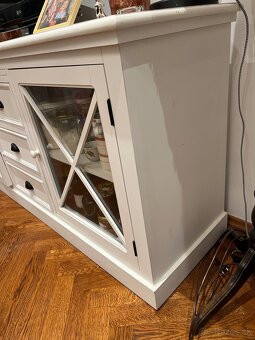 Komody a skrinky - 2